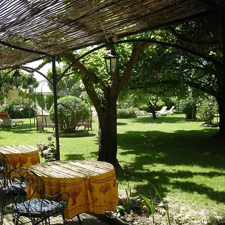 Bastide Des Princes Caderousse